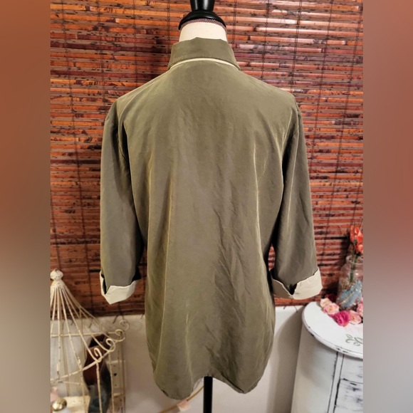 Jaclyn Smith Classic Khaki Shirt - Picture 3 of 4
